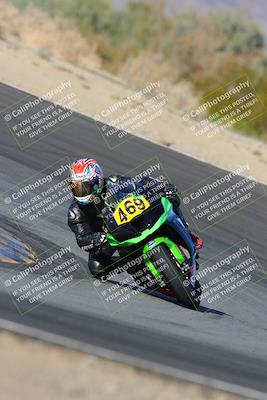 media/Dec-18-2022-SoCal Trackdays (Sun) [[8099a50955]]/Turn 10 (140pm)/